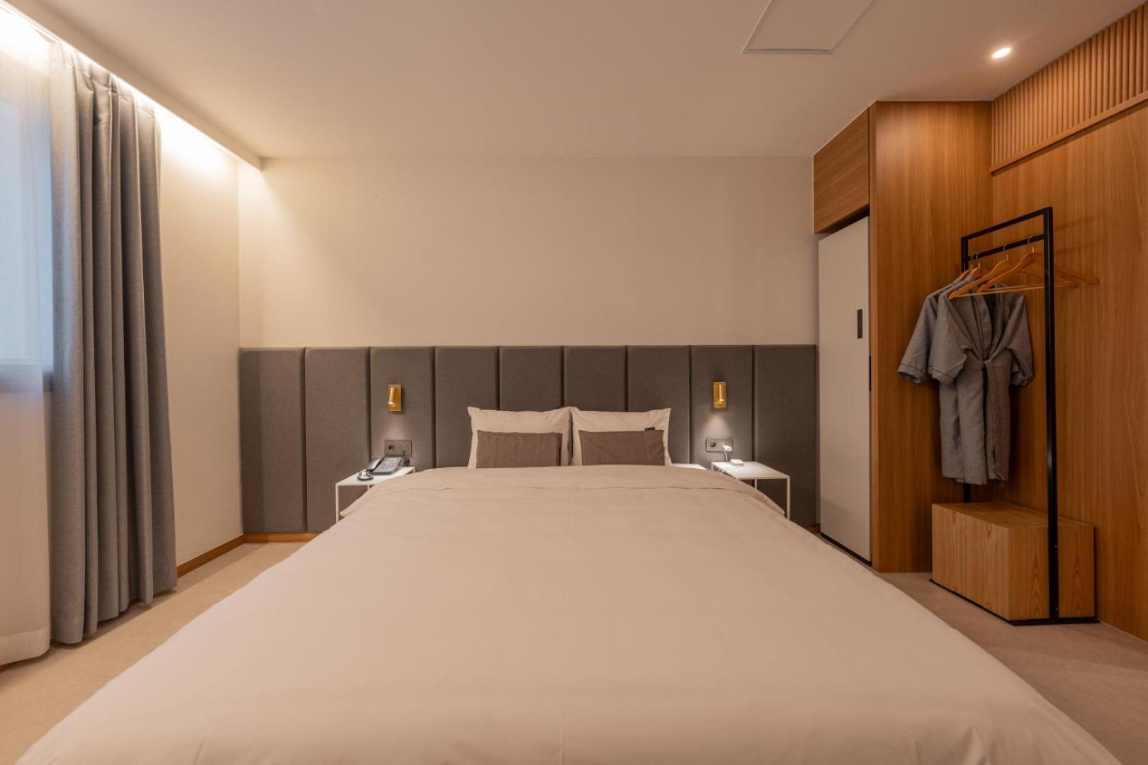 H-Avenue Hotel Munhyeon Busan Exteriör bild