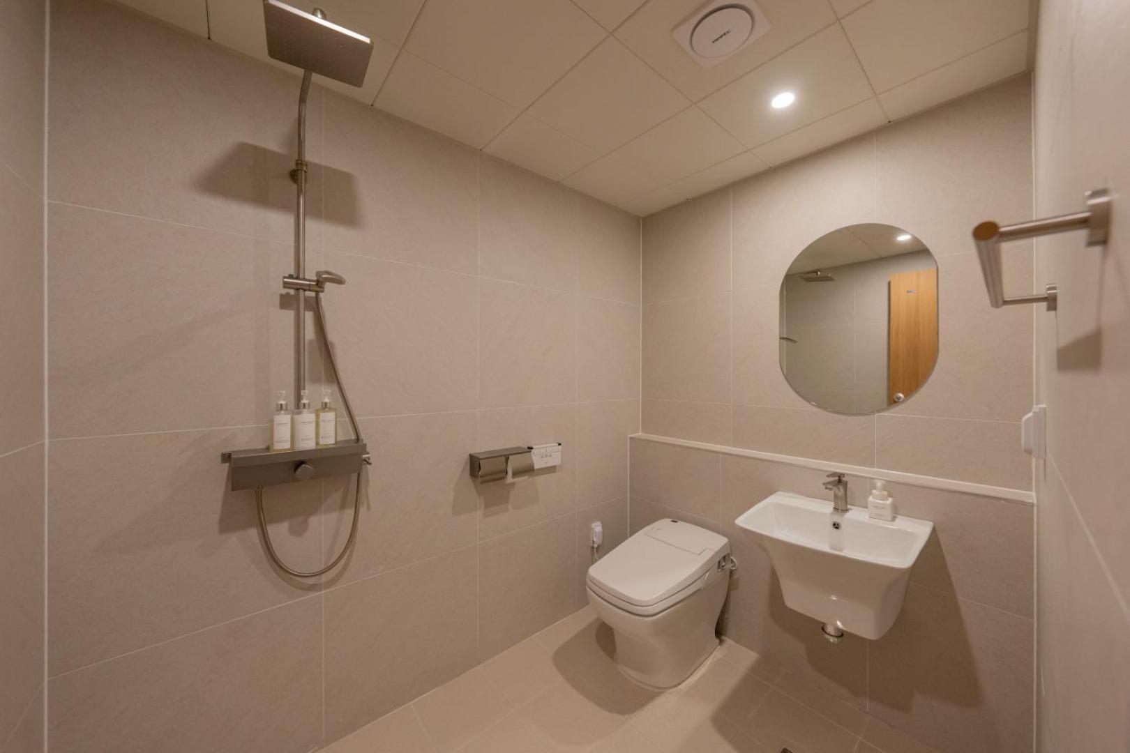 H-Avenue Hotel Munhyeon Busan Exteriör bild